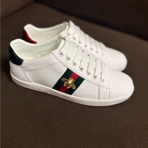 Gucci Green and Red Sneakers with Signature Stripes